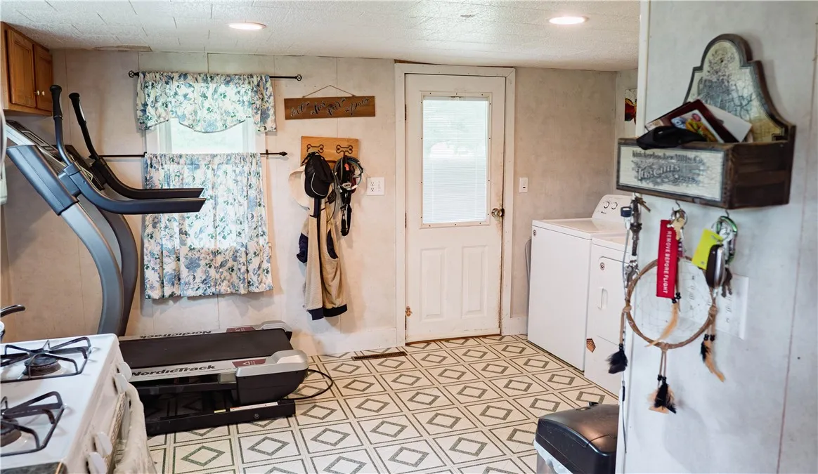 310 County Road 16, Orange, New York 14870, Orange, New York 14870, 3 Bedrooms Bedrooms, 7 Rooms Rooms,1 BathroomBathrooms,Residential,For Sale,310 County Road 16, Orange, New York 14870,0,R1622581
