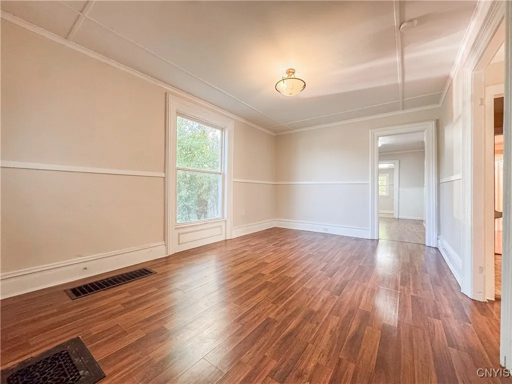 35 Park Avenue, Auburn, New York 13021, Auburn, New York 13021, 3 Bedrooms Bedrooms, 6 Rooms Rooms,1 BathroomBathrooms,Residential Lease,For Rent,35 Park Avenue, Auburn, New York 13021,S1624667