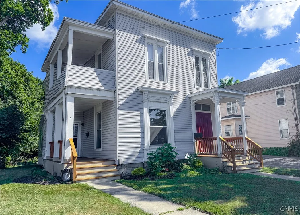 35 Park Avenue, Auburn, New York 13021, Auburn, New York 13021, 3 Bedrooms Bedrooms, 6 Rooms Rooms,1 BathroomBathrooms,Residential Lease,For Rent,35 Park Avenue, Auburn, New York 13021,S1624667