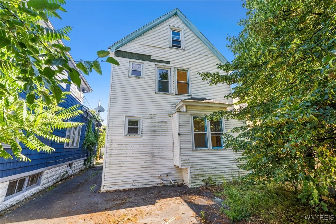 496 Lisbon Avenue, Buffalo, New York 14215, Buffalo, New York 14215, 4 Bedrooms Bedrooms, ,2 BathroomsBathrooms,Residential,Closed,496 Lisbon Avenue, Buffalo, New York 14215,0,B1624600