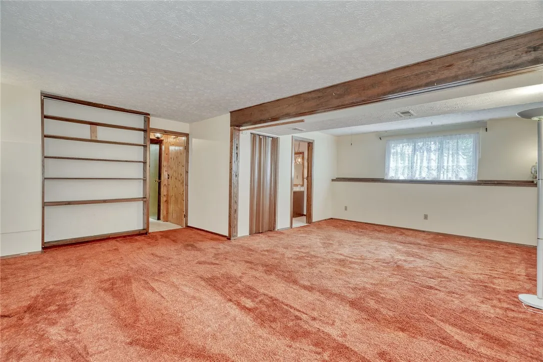 26 Donlin Drive, Ogden, New York 14624, Ogden, New York 14624, 3 Bedrooms Bedrooms, 8 Rooms Rooms,1 BathroomBathrooms,Residential,Closed,26 Donlin Drive, Ogden, New York 14624,0,R1624740