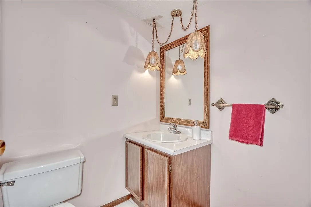 26 Donlin Drive, Ogden, New York 14624, Ogden, New York 14624, 3 Bedrooms Bedrooms, 8 Rooms Rooms,1 BathroomBathrooms,Residential,Closed,26 Donlin Drive, Ogden, New York 14624,0,R1624740