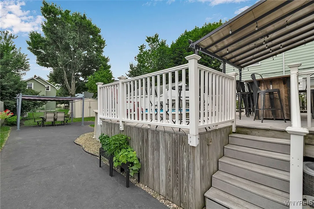 38 Dirkson Ave, West Seneca, New York 14224, West Seneca, New York 14224, 2 Bedrooms Bedrooms, 5 Rooms Rooms,1 BathroomBathrooms,Residential,Closed,38 Dirkson Ave, West Seneca, New York 14224,0,B1624523