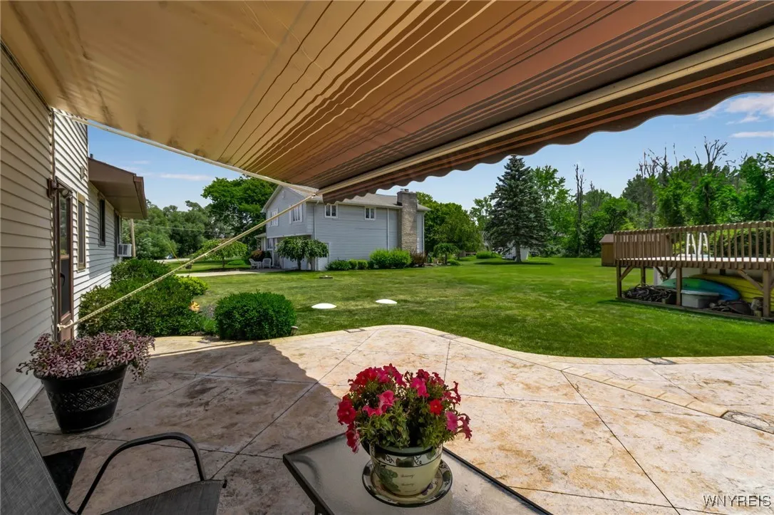 4716 East River Road, Grand Island, New York 14072, Grand Island, New York 14072, 4 Bedrooms Bedrooms, 12 Rooms Rooms,3 BathroomsBathrooms,Residential,Closed,4716 East River Road, Grand Island, New York 14072,0,B1624369
