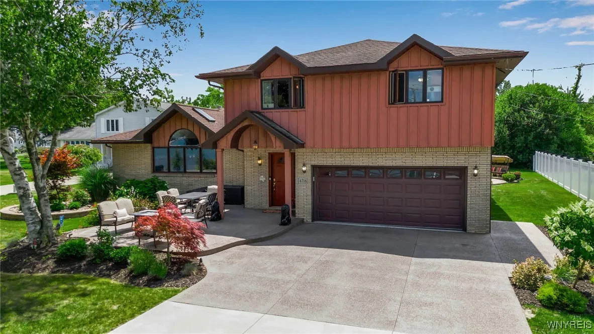 4716 East River Road, Grand Island, New York 14072, Grand Island, New York 14072, 4 Bedrooms Bedrooms, 12 Rooms Rooms,3 BathroomsBathrooms,Residential,Closed,4716 East River Road, Grand Island, New York 14072,0,B1624369
