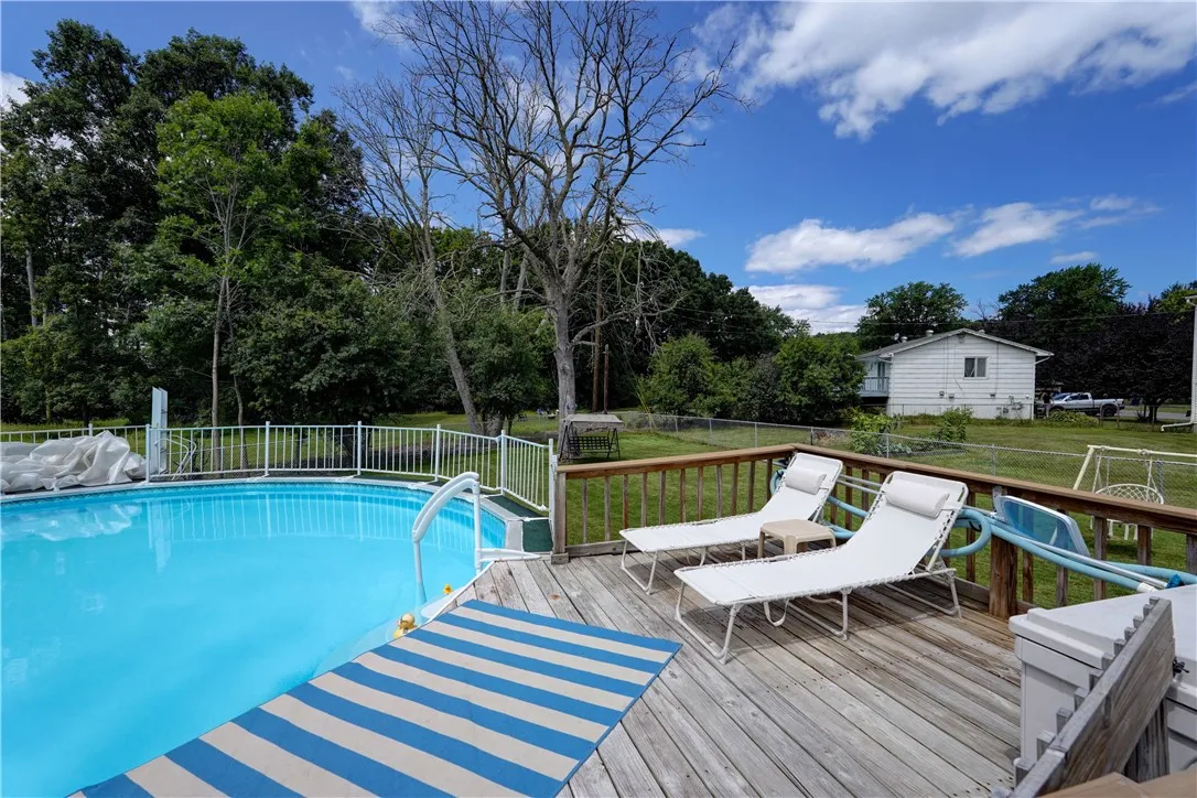17 Mountbatten Street, Henrietta, New York 14623, Henrietta, New York 14623, 3 Bedrooms Bedrooms, 7 Rooms Rooms,1 BathroomBathrooms,Residential,Closed,17 Mountbatten Street, Henrietta, New York 14623,0,R1624788