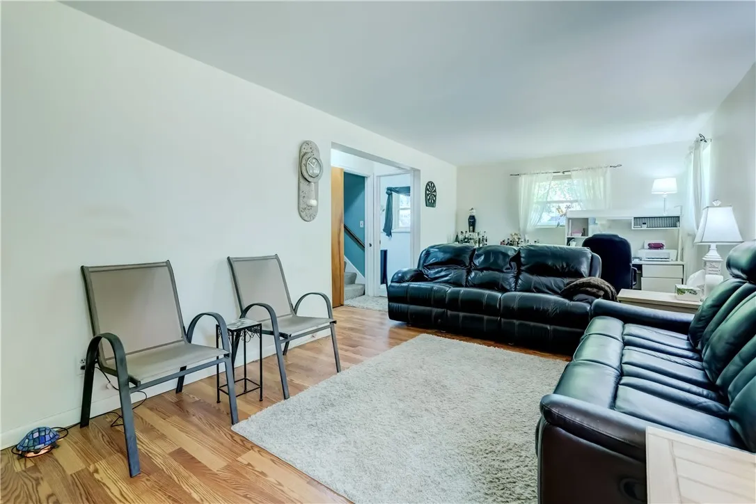 17 Mountbatten Street, Henrietta, New York 14623, Henrietta, New York 14623, 3 Bedrooms Bedrooms, 7 Rooms Rooms,1 BathroomBathrooms,Residential,Closed,17 Mountbatten Street, Henrietta, New York 14623,0,R1624788