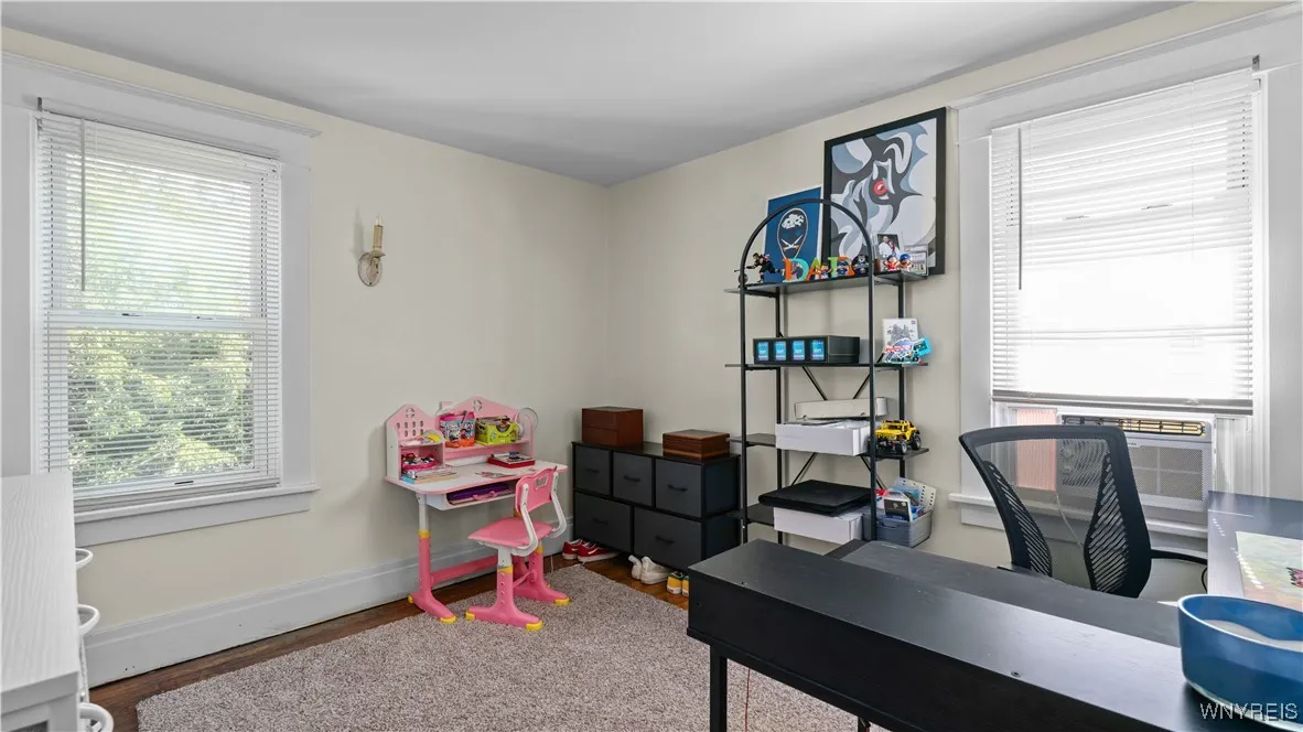 56 Hamilton Boulevard, Tonawanda, New York 14217, Tonawanda, New York 14217, 3 Bedrooms Bedrooms, 5 Rooms Rooms,1 BathroomBathrooms,Residential,For Sale,56 Hamilton Boulevard, Tonawanda, New York 14217,B1624787