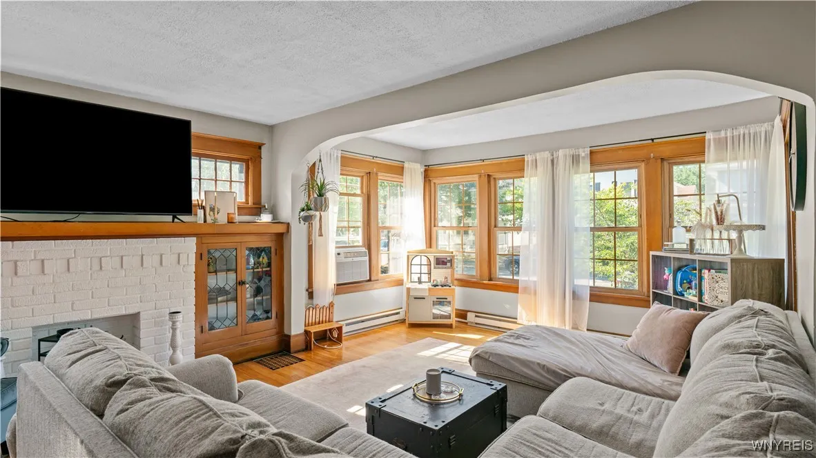 56 Hamilton Boulevard, Tonawanda, New York 14217, Tonawanda, New York 14217, 3 Bedrooms Bedrooms, 5 Rooms Rooms,1 BathroomBathrooms,Residential,For Sale,56 Hamilton Boulevard, Tonawanda, New York 14217,B1624787