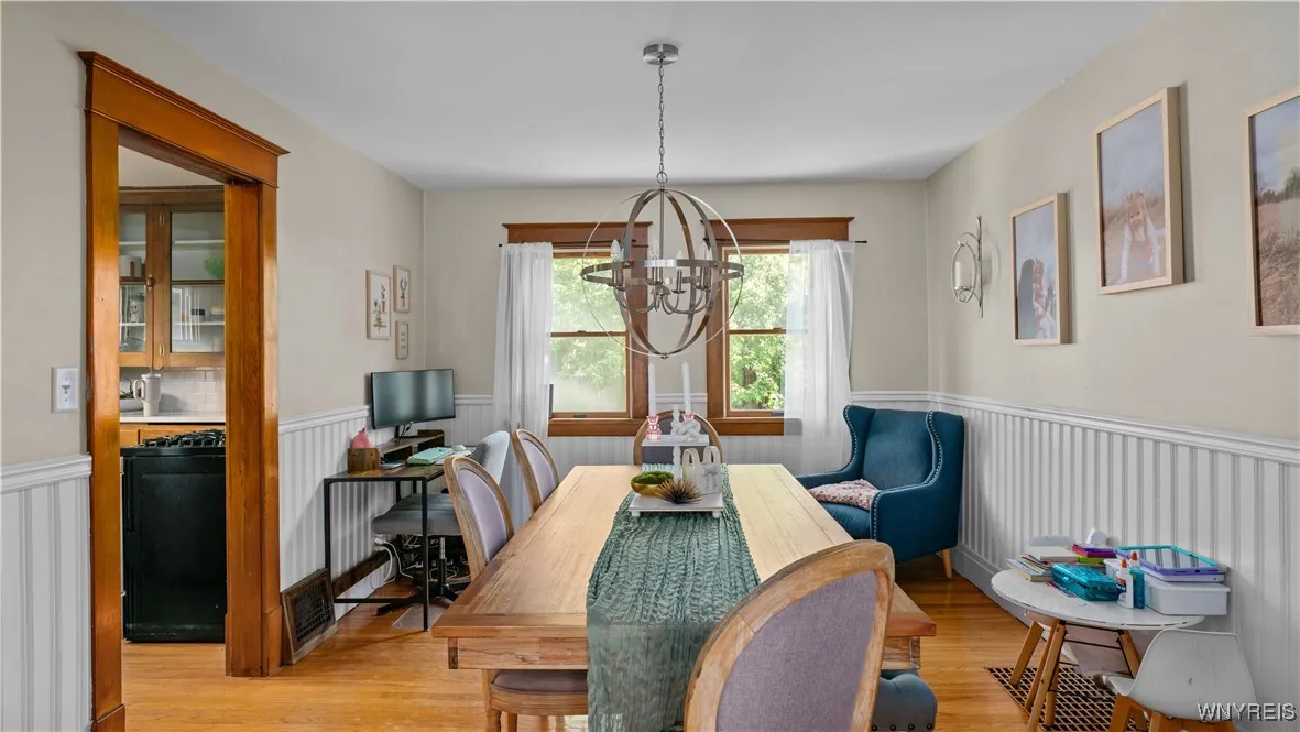 56 Hamilton Boulevard, Tonawanda, New York 14217, Tonawanda, New York 14217, 3 Bedrooms Bedrooms, 5 Rooms Rooms,1 BathroomBathrooms,Residential,For Sale,56 Hamilton Boulevard, Tonawanda, New York 14217,B1624787