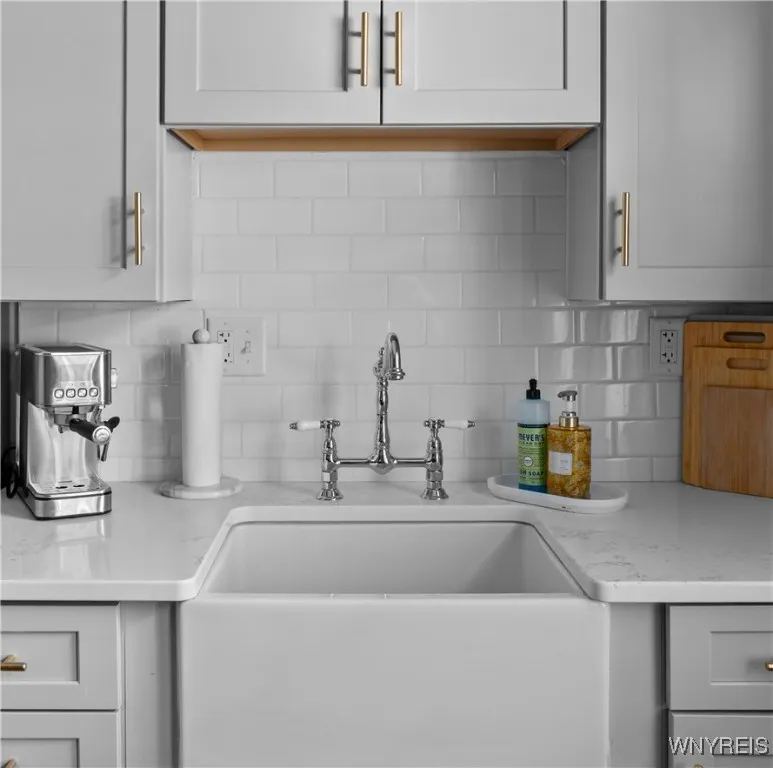 56 Hamilton Boulevard, Tonawanda, New York 14217, Tonawanda, New York 14217, 3 Bedrooms Bedrooms, 5 Rooms Rooms,1 BathroomBathrooms,Residential,For Sale,56 Hamilton Boulevard, Tonawanda, New York 14217,B1624787
