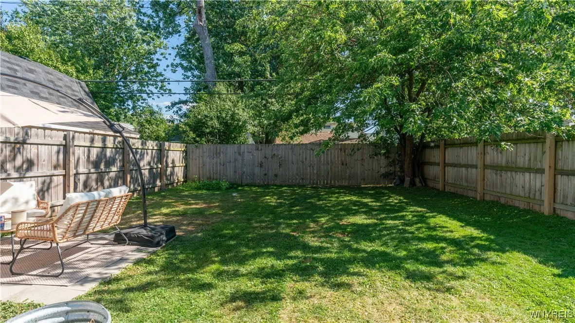 56 Hamilton Boulevard, Tonawanda, New York 14217, Tonawanda, New York 14217, 3 Bedrooms Bedrooms, 5 Rooms Rooms,1 BathroomBathrooms,Residential,For Sale,56 Hamilton Boulevard, Tonawanda, New York 14217,B1624787