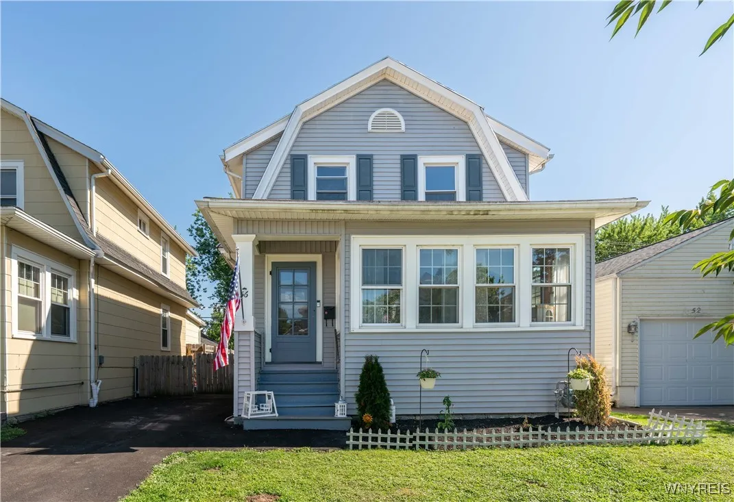 56 Hamilton Boulevard, Tonawanda, New York 14217, Tonawanda, New York 14217, 3 Bedrooms Bedrooms, 5 Rooms Rooms,1 BathroomBathrooms,Residential,For Sale,56 Hamilton Boulevard, Tonawanda, New York 14217,B1624787
