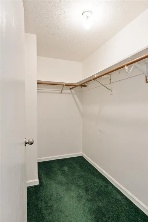 105 Kalyna Dr Drive, Irondequoit, New York 14617, Irondequoit, New York 14617, 2 Bedrooms Bedrooms, 5 Rooms Rooms,1 BathroomBathrooms,Residential,For Sale,105 Kalyna Dr Drive, Irondequoit, New York 14617,0,R1624060