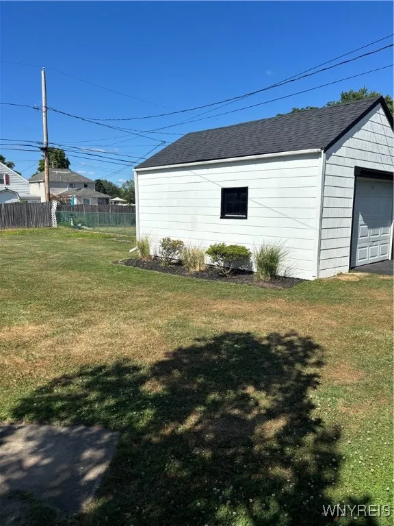 108 Mcconkey Dr, Tonawanda, New York 14223, Tonawanda, New York 14223, 2 Bedrooms Bedrooms, 5 Rooms Rooms,1 BathroomBathrooms,Residential,For Sale,108 Mcconkey Dr, Tonawanda, New York 14223,B1624771