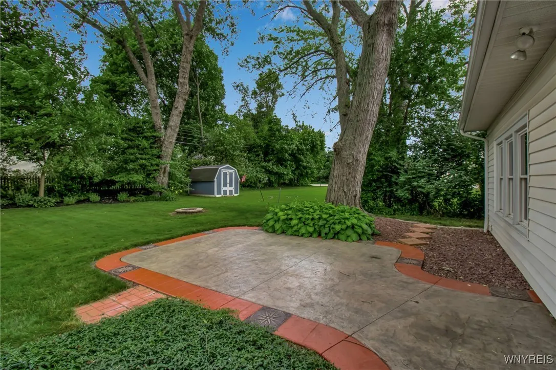 440 Roycroft Boulevard, Amherst, New York 14226, Amherst, New York 14226, 4 Bedrooms Bedrooms, 9 Rooms Rooms,1 BathroomBathrooms,Residential,For Sale,440 Roycroft Boulevard, Amherst, New York 14226,B1623676