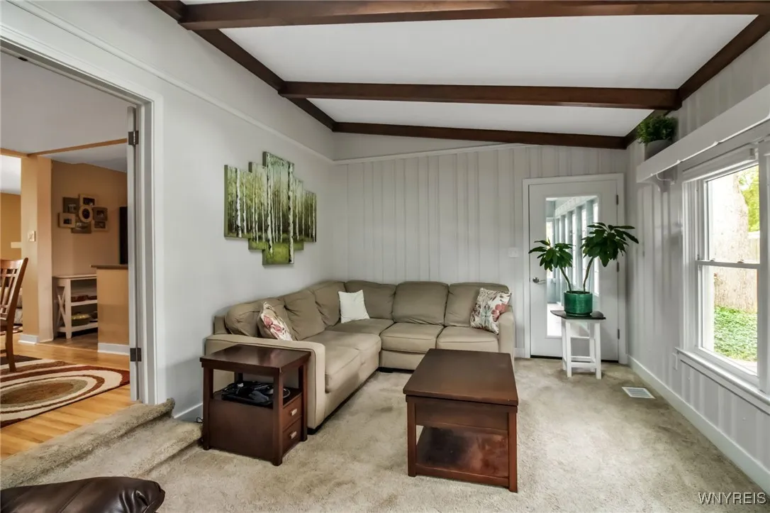 440 Roycroft Boulevard, Amherst, New York 14226, Amherst, New York 14226, 4 Bedrooms Bedrooms, 9 Rooms Rooms,1 BathroomBathrooms,Residential,For Sale,440 Roycroft Boulevard, Amherst, New York 14226,B1623676