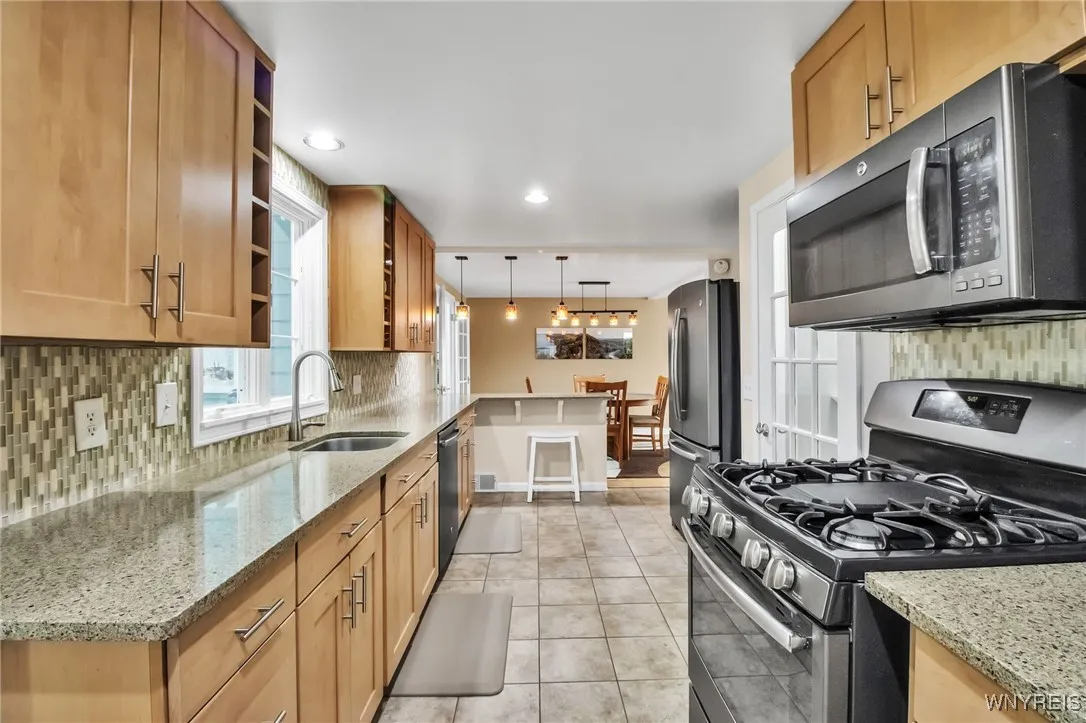 440 Roycroft Boulevard, Amherst, New York 14226, Amherst, New York 14226, 4 Bedrooms Bedrooms, 9 Rooms Rooms,1 BathroomBathrooms,Residential,For Sale,440 Roycroft Boulevard, Amherst, New York 14226,B1623676