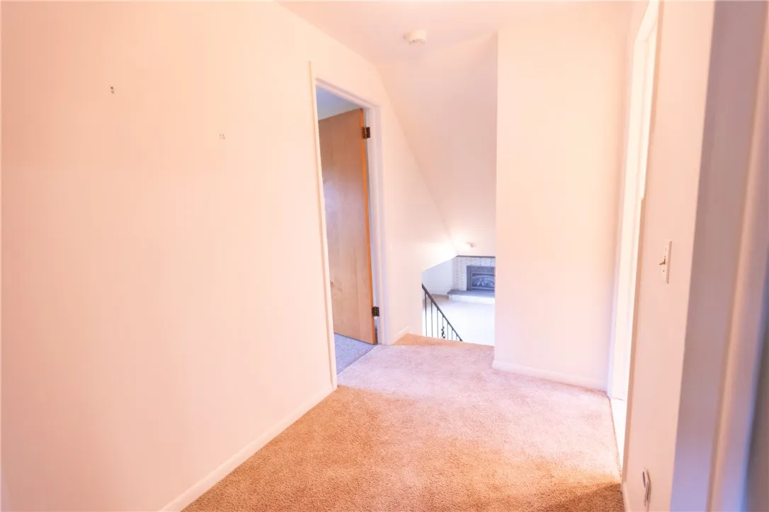110 Bay Knoll Rd, Irondequoit, New York 14622, Irondequoit, New York 14622, 3 Bedrooms Bedrooms, 7 Rooms Rooms,1 BathroomBathrooms,Residential,Closed,110 Bay Knoll Rd, Irondequoit, New York 14622,0,R1623622