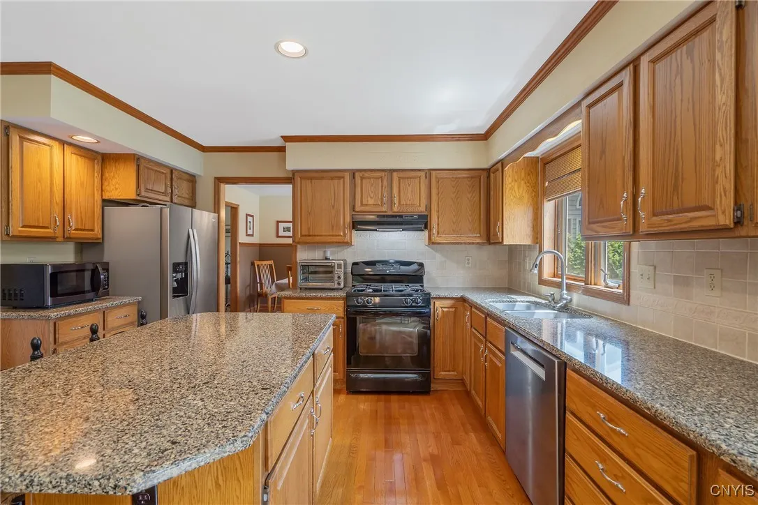 5086 Stagecoach Road, Camillus, New York 13031, Camillus, New York 13031, 5 Bedrooms Bedrooms, 13 Rooms Rooms,3 BathroomsBathrooms,Residential,For Sale,5086 Stagecoach Road, Camillus, New York 13031,S1623962