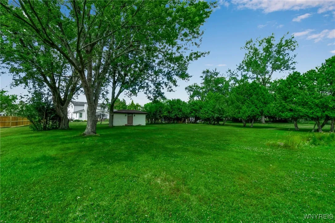 560 Reserve Road, West Seneca, New York 14224, West Seneca, New York 14224, 4 Bedrooms Bedrooms, 7 Rooms Rooms,2 BathroomsBathrooms,Residential,Closed,560 Reserve Road, West Seneca, New York 14224,0,B1623721