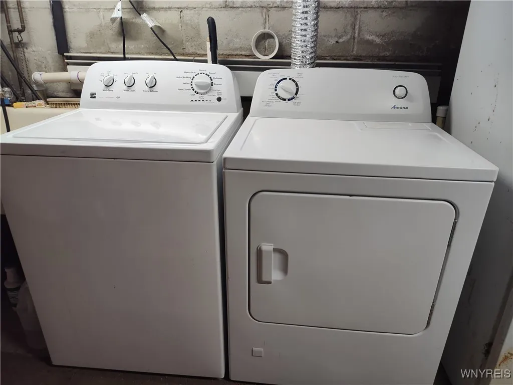 15 Kent Avenue, Hamburg, New York 14219, Hamburg, New York 14219, 3 Bedrooms Bedrooms, 5 Rooms Rooms,1 BathroomBathrooms,Residential,Closed,15 Kent Avenue, Hamburg, New York 14219,0,B1624739