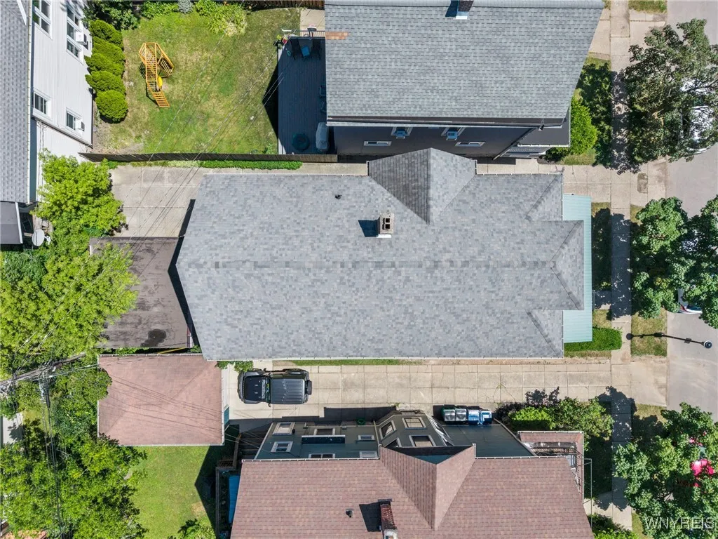 329 Huntington Avenue, Buffalo, New York 14214, Buffalo, New York 14214, 5 Bedrooms Bedrooms, ,2 BathroomsBathrooms,Residential,For Sale,329 Huntington Avenue, Buffalo, New York 14214,B1623247