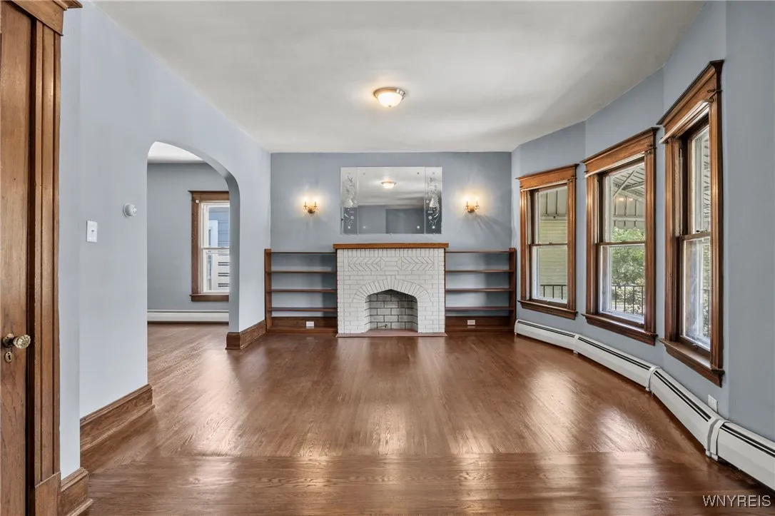 329 Huntington Avenue, Buffalo, New York 14214, Buffalo, New York 14214, 5 Bedrooms Bedrooms, ,2 BathroomsBathrooms,Residential,For Sale,329 Huntington Avenue, Buffalo, New York 14214,B1623247