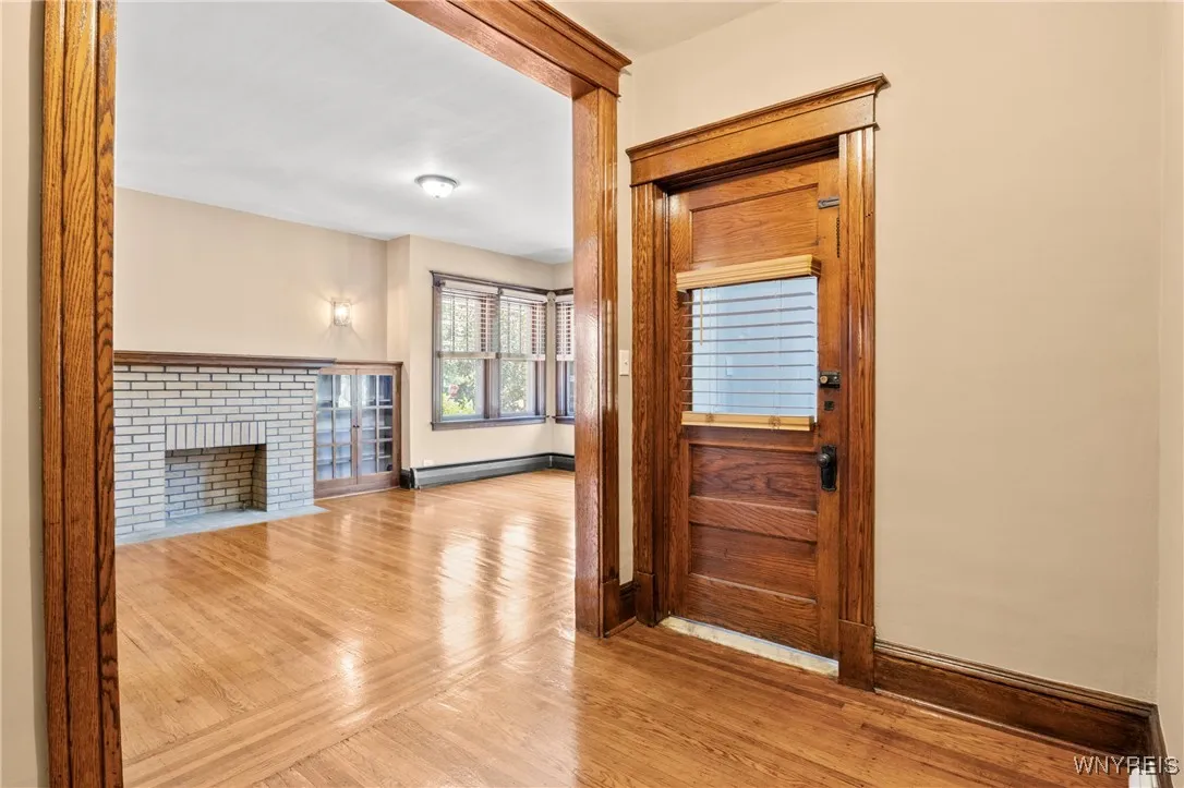 329 Huntington Avenue, Buffalo, New York 14214, Buffalo, New York 14214, 5 Bedrooms Bedrooms, ,2 BathroomsBathrooms,Residential,For Sale,329 Huntington Avenue, Buffalo, New York 14214,B1623247