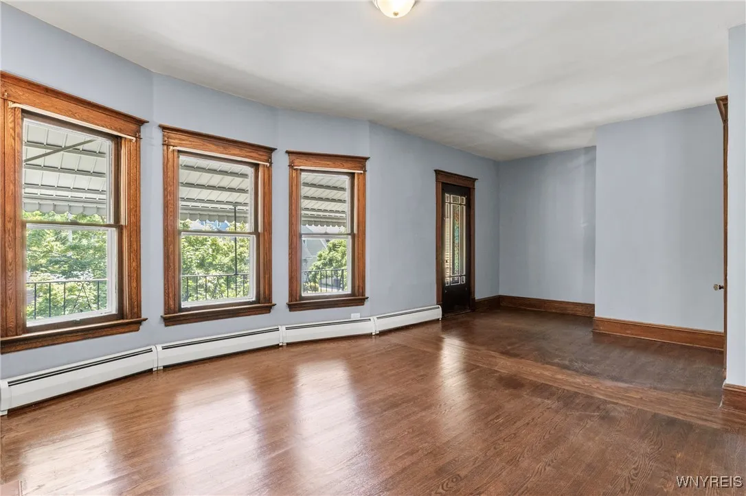 329 Huntington Avenue, Buffalo, New York 14214, Buffalo, New York 14214, 5 Bedrooms Bedrooms, ,2 BathroomsBathrooms,Residential,For Sale,329 Huntington Avenue, Buffalo, New York 14214,B1623247