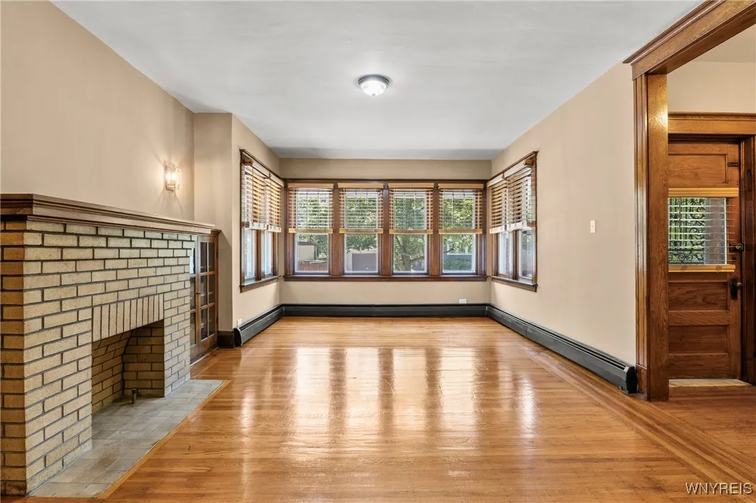 329 Huntington Avenue, Buffalo, New York 14214, Buffalo, New York 14214, 5 Bedrooms Bedrooms, ,2 BathroomsBathrooms,Residential,For Sale,329 Huntington Avenue, Buffalo, New York 14214,B1623247