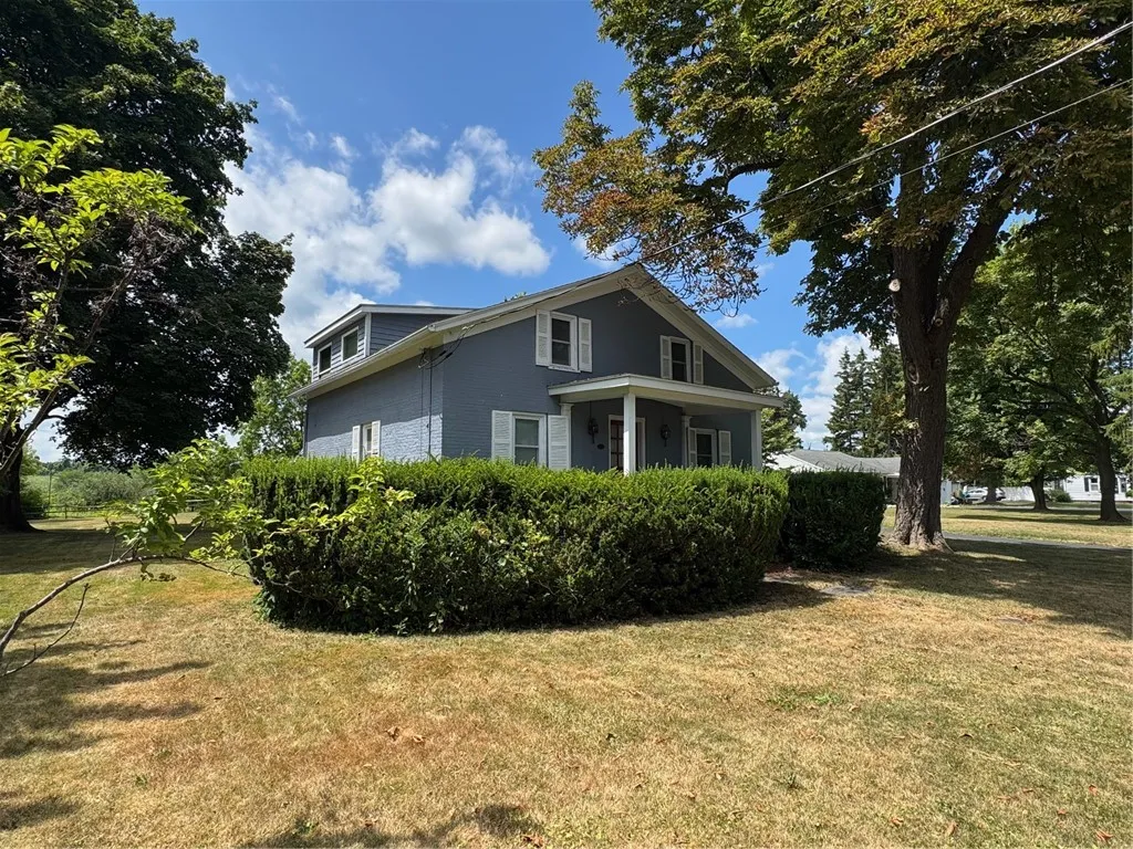 548 White Springs Road, Geneva Town, New York 1445, Geneva Town, New York 14456, 3 Bedrooms Bedrooms, 10 Rooms Rooms,2 BathroomsBathrooms,Residential,For Sale,548 White Springs Road, Geneva Town, New York 1445,0,R1624819