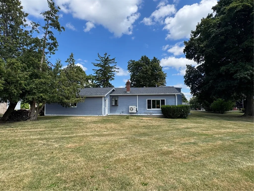 548 White Springs Road, Geneva Town, New York 1445, Geneva Town, New York 14456, 3 Bedrooms Bedrooms, 10 Rooms Rooms,2 BathroomsBathrooms,Residential,For Sale,548 White Springs Road, Geneva Town, New York 1445,0,R1624819