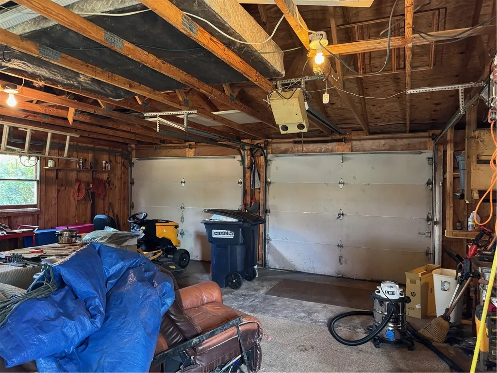 548 White Springs Road, Geneva Town, New York 1445, Geneva Town, New York 14456, 3 Bedrooms Bedrooms, 10 Rooms Rooms,2 BathroomsBathrooms,Residential,For Sale,548 White Springs Road, Geneva Town, New York 1445,0,R1624819