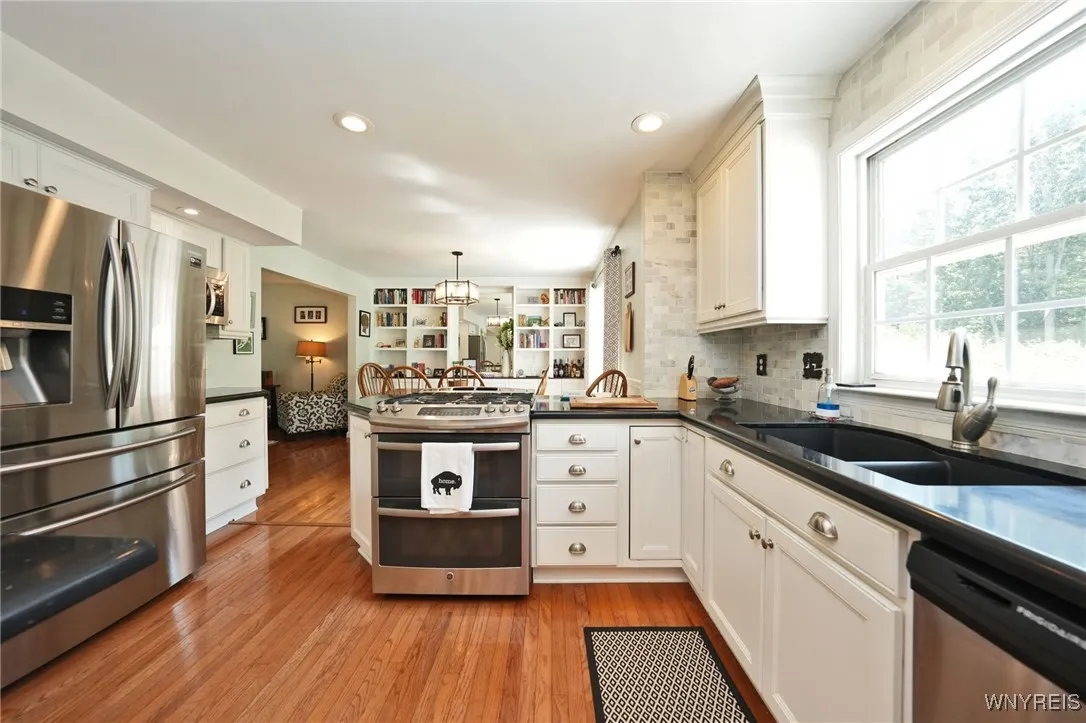 1687 Schoellkopf Road, Hamburg, New York 14085, Hamburg, New York 14085, 4 Bedrooms Bedrooms, 9 Rooms Rooms,2 BathroomsBathrooms,Residential,For Sale,1687 Schoellkopf Road, Hamburg, New York 14085,B1624173