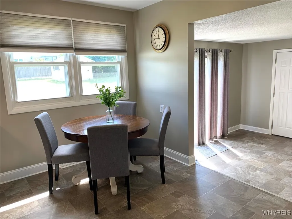 39 Joann Drive, West Seneca, New York 14224, West Seneca, New York 14224, 3 Bedrooms Bedrooms, 6 Rooms Rooms,1 BathroomBathrooms,Residential,Closed,39 Joann Drive, West Seneca, New York 14224,0,B1624800