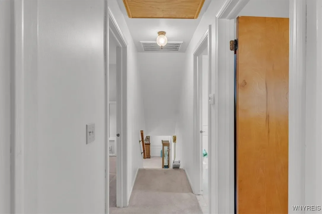 133 Brookpark Drive, Amherst, New York 14228, Amherst, New York 14228, 3 Bedrooms Bedrooms, 8 Rooms Rooms,1 BathroomBathrooms,Residential,Closed,133 Brookpark Drive, Amherst, New York 14228,0,B1624000