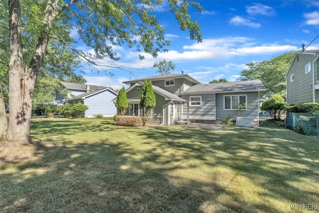 133 Brookpark Drive, Amherst, New York 14228, Amherst, New York 14228, 3 Bedrooms Bedrooms, 8 Rooms Rooms,1 BathroomBathrooms,Residential,Closed,133 Brookpark Drive, Amherst, New York 14228,0,B1624000