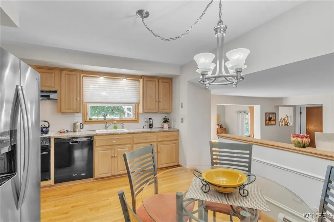 133 Brookpark Drive, Amherst, New York 14228, Amherst, New York 14228, 3 Bedrooms Bedrooms, 8 Rooms Rooms,1 BathroomBathrooms,Residential,Closed,133 Brookpark Drive, Amherst, New York 14228,0,B1624000