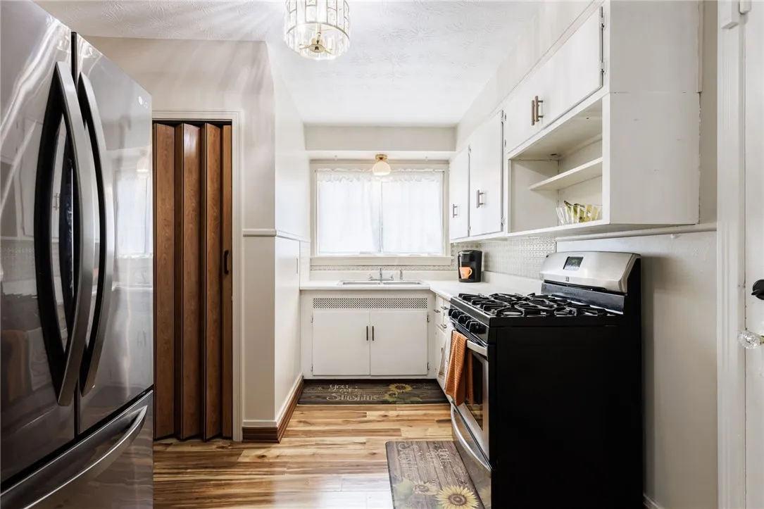 18 Acton Street, Greece, New York 14615, Greece, New York 14615, 3 Bedrooms Bedrooms, 7 Rooms Rooms,1 BathroomBathrooms,Residential,Closed,18 Acton Street, Greece, New York 14615,0,R1622813