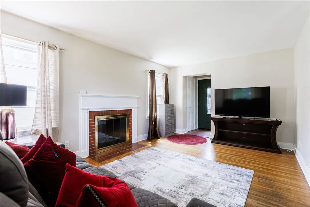 18 Acton Street, Greece, New York 14615, Greece, New York 14615, 3 Bedrooms Bedrooms, 7 Rooms Rooms,1 BathroomBathrooms,Residential,Closed,18 Acton Street, Greece, New York 14615,0,R1622813
