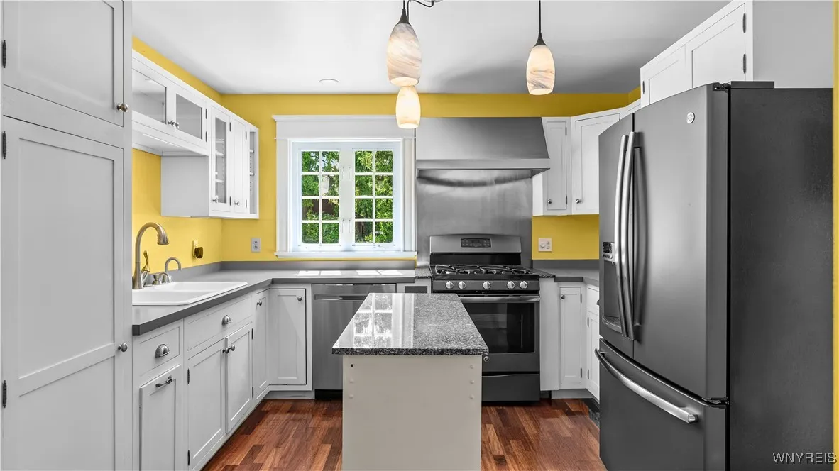 4479 Clark Street, Hamburg, New York 14075, Hamburg, New York 14075, 3 Bedrooms Bedrooms, 6 Rooms Rooms,1 BathroomBathrooms,Residential,For Sale,4479 Clark Street, Hamburg, New York 14075,B1624267
