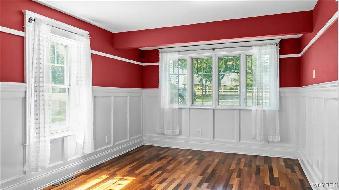 4479 Clark Street, Hamburg, New York 14075, Hamburg, New York 14075, 3 Bedrooms Bedrooms, 6 Rooms Rooms,1 BathroomBathrooms,Residential,For Sale,4479 Clark Street, Hamburg, New York 14075,B1624267