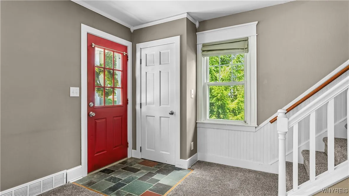 4479 Clark Street, Hamburg, New York 14075, Hamburg, New York 14075, 3 Bedrooms Bedrooms, 6 Rooms Rooms,1 BathroomBathrooms,Residential,For Sale,4479 Clark Street, Hamburg, New York 14075,B1624267