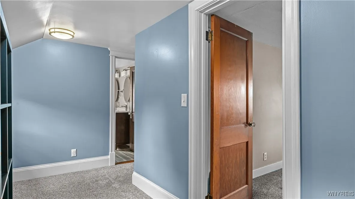 4479 Clark Street, Hamburg, New York 14075, Hamburg, New York 14075, 3 Bedrooms Bedrooms, 6 Rooms Rooms,1 BathroomBathrooms,Residential,For Sale,4479 Clark Street, Hamburg, New York 14075,B1624267