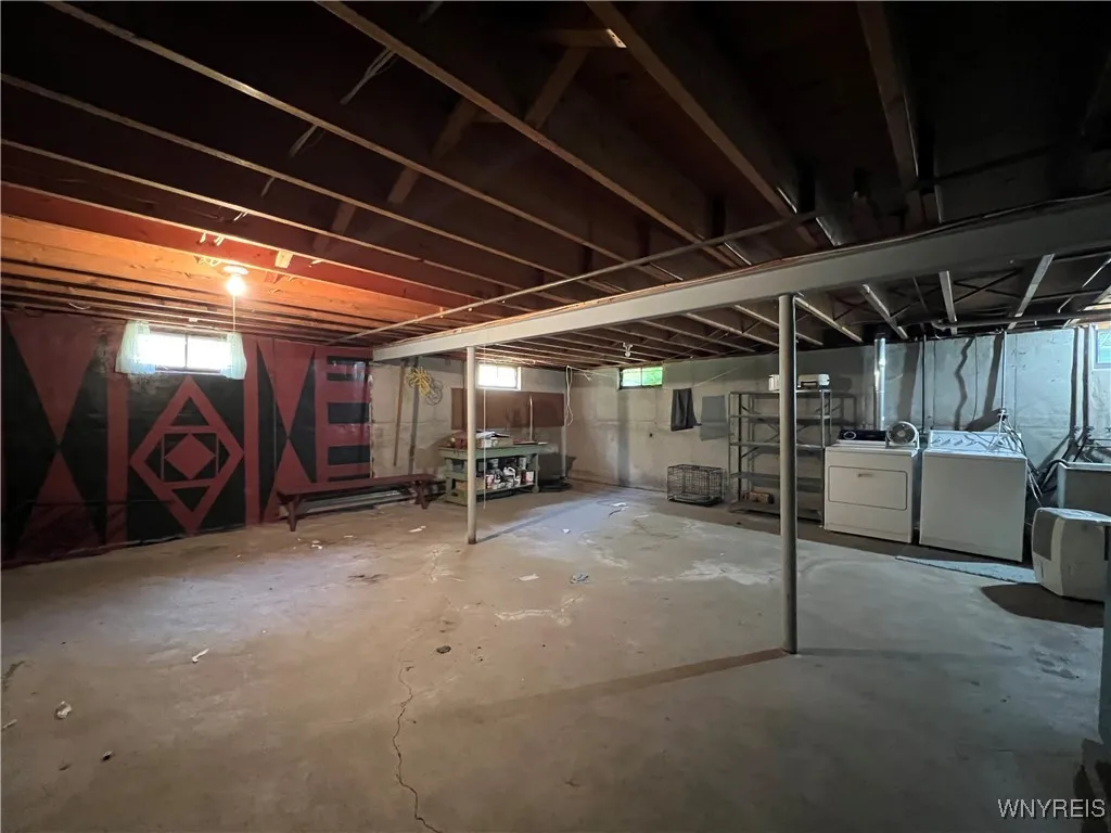 1312 Doebler Drive, North Tonawanda, New York 1412, North Tonawanda, New York 14120, 3 Bedrooms Bedrooms, 8 Rooms Rooms,1 BathroomBathrooms,Residential,Closed,1312 Doebler Drive, North Tonawanda, New York 1412,0,B1624758