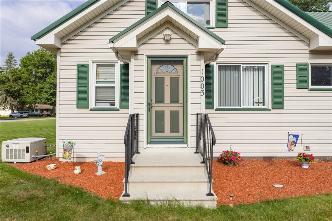 1003 Chili Center Coldwater Road, Chili, New York, Chili, New York 14624, 2 Bedrooms Bedrooms, 6 Rooms Rooms,1 BathroomBathrooms,Residential,Closed,1003 Chili Center Coldwater Road, Chili, New York ,0,R1624524