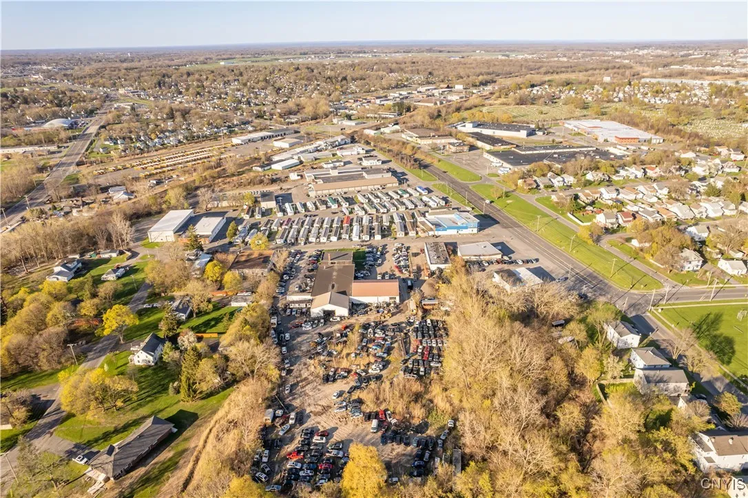 17 Dippold Avenue, Salina, New York 13208, Salina, New York 13208, ,Commercial Lease,For Rent,17 Dippold Avenue, Salina, New York 13208,S1619539