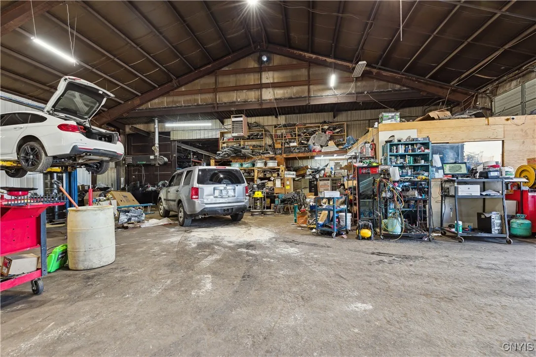 17 Dippold Avenue, Salina, New York 13208, Salina, New York 13208, ,Commercial Lease,For Rent,17 Dippold Avenue, Salina, New York 13208,S1619539