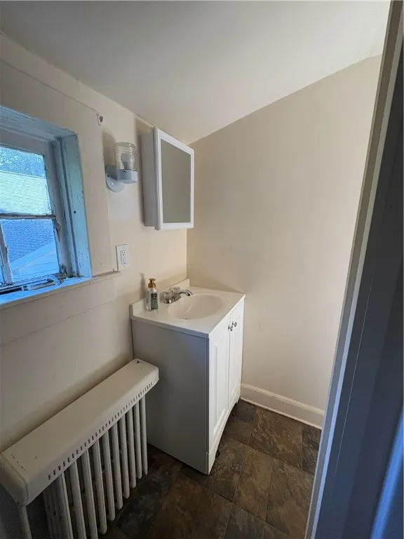 11 Kearney Street, Oneonta, New York 13820, Oneonta, New York 13820, 1 Bedroom Bedrooms, 4 Rooms Rooms,1 BathroomBathrooms,Residential Lease,For Rent,11 Kearney Street, Oneonta, New York 13820,R1624831